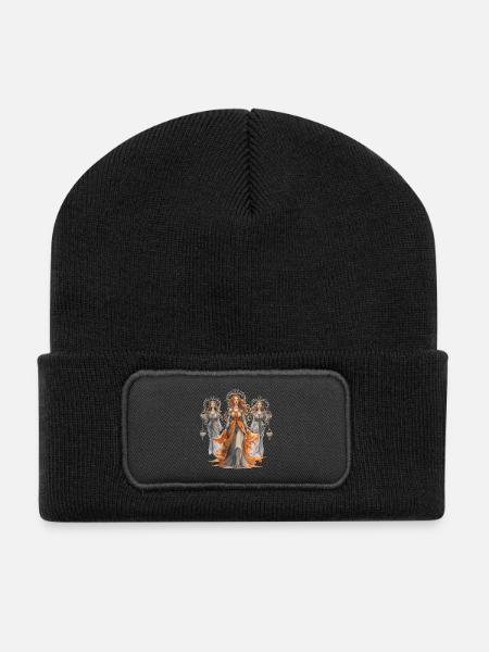 Die Drei Moiren – Griechische Mythologie - Recycelte Patch Beanie - Schwarz