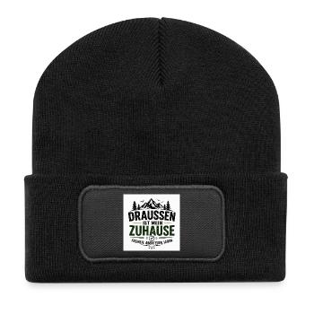 Draußen ist mein Zuhause – Outdoor-Statement - Recycelte Patch Beanie - Schwarz - Vorne