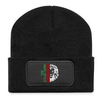 Vertikale Marokko-Typografie mit AtlasLion - Recycelte Patch Beanie - Schwarz - Vorne