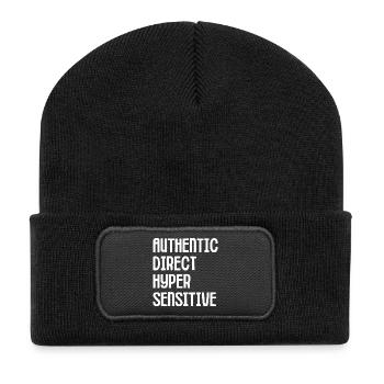 Direktes Statement zu deiner Superpower - Recycelte Patch Beanie - Schwarz - Vorne