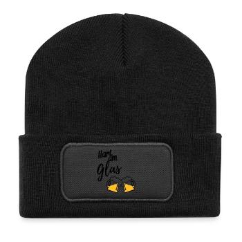 Hart am Glas - Recycelte Patch Beanie - Schwarz - Vorne