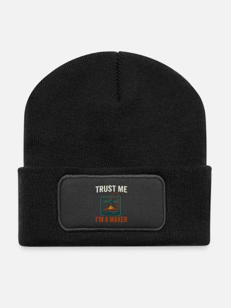 Trust Me, I’m a Maker – Neon 3D - Recycelte Patch Beanie - Schwarz