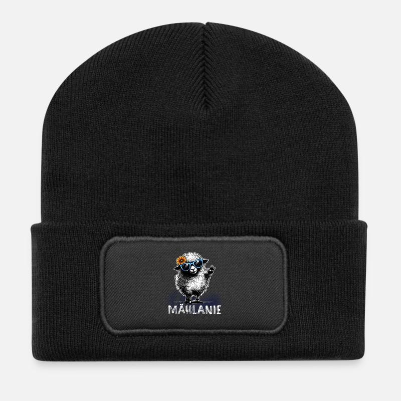 Mählanie – Freches Schaf Wortspiel Peace - Recycelte Patch Beanie - Schwarz