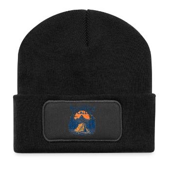 Camping Abenteuer Spruch Adventure appelle le camp - Beanie recyclé à patch - noir - Devant