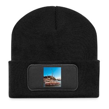 Sailboats in the blue sky harbor - Recycled Patch Beanie - black - Front