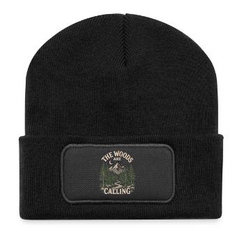 Outdoor-Abenteuer – Der Wald ruft - Recycelte Patch Beanie - Schwarz - Vorne