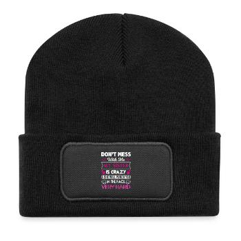 Don't mess with me my sister punch you in the face - Recycelte Patch Beanie - Schwarz - Vorne
