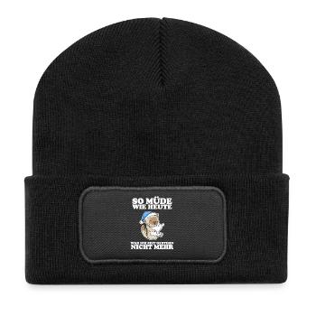 Müde Spruch lustig Schlafen Ausschlafen Faul - Recycelte Patch Beanie - Schwarz - Vorne