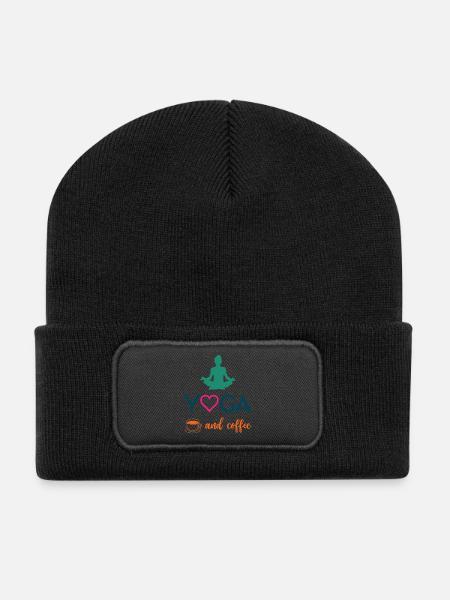 Yoga und Kaffee - Recycelte Patch Beanie - Schwarz