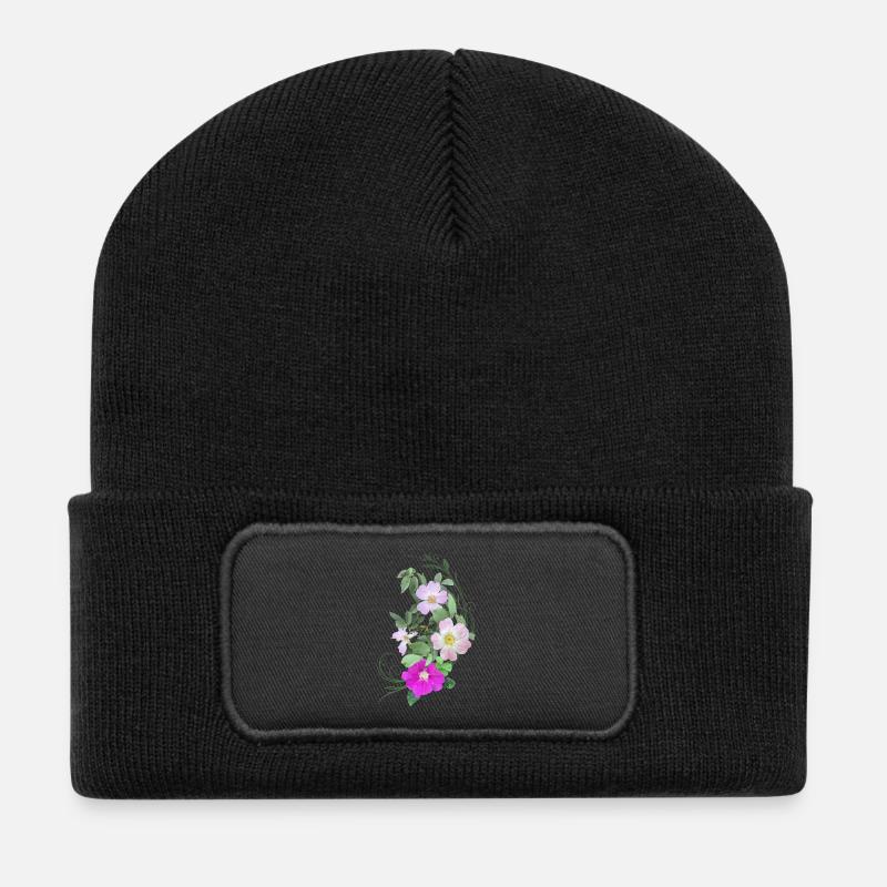Wildrosenblüten und Ranke, Mixed Media Kunst - Recycelte Patch Beanie - Schwarz