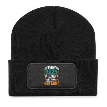 Jugendweihe 2025 Bestanden Eltern Wohnen Immer - Recycelte Patch Beanie - Schwarz - Vorne