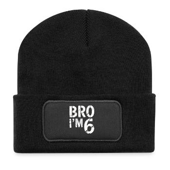 Frère, j’ai 6 ans – Design d’anniversaire cool - Beanie recyclé à patch - noir - Devant