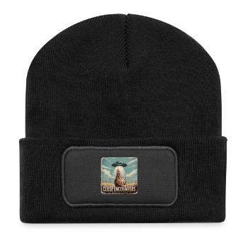 Nahe Begegnung Huhn UFO Feld - Recycelte Patch Beanie - Schwarz - Vorne