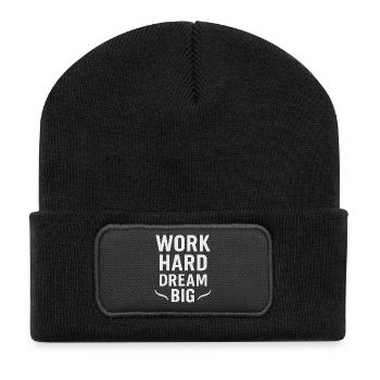 Work Hard – Dream Big: Hustle-Mentalität - Recycelte Patch Beanie - Schwarz - Vorne