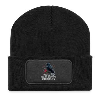 Schwarzer Rabe mit Rosen und Totenschädel - Recycelte Patch Beanie - Schwarz - Vorne