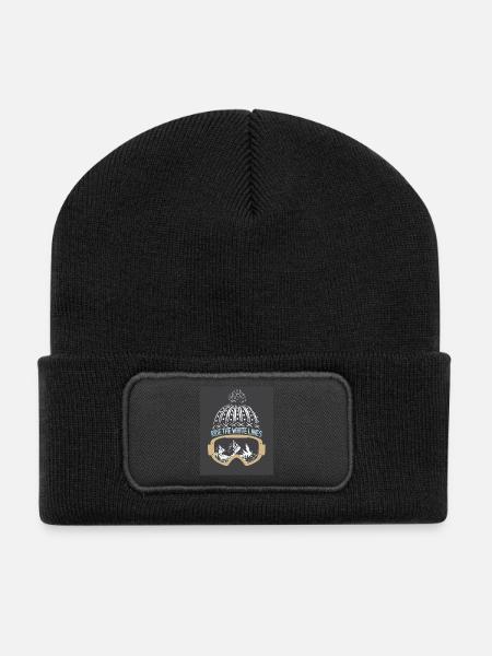 Ride the White Lines - Recycelte Patch Beanie - Schwarz