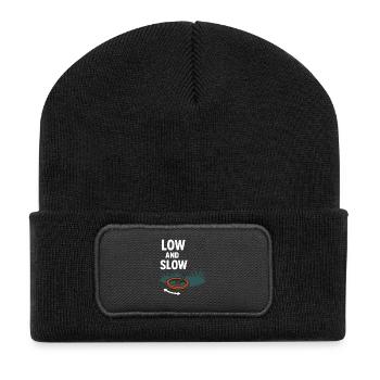 Schatzsuche bei niedriger und langsamer Metallerkennung - Recycelte Patch Beanie - Schwarz - Vorne