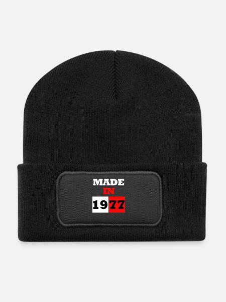 Made In 1977 Jubiläum - Recycelte Patch Beanie - Schwarz