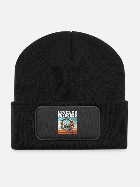 Level 28 Unlocked Kopfhörer Motiv - Recycelte Patch Beanie - Schwarz