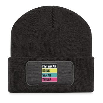 I'm Sarah Doing Sarah Things Retro - Recycled Patch Beanie - dark grey - Front