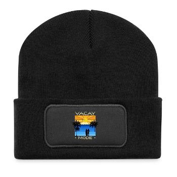 Lustiges Urlaubs & Surfer Design - Recycelte Patch Beanie - Schwarz - Vorne