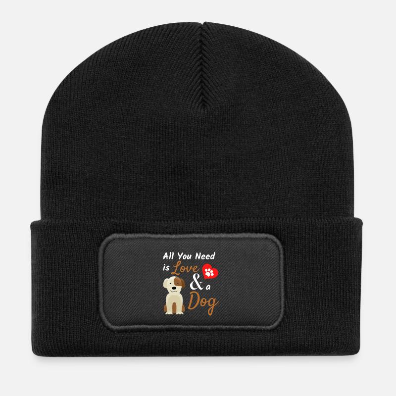 Alles, was du brauchst, ist Liebe und ein süßes Hundezitat - Recycelte Patch Beanie - Schwarz