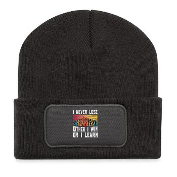 Nie Verlieren – Schach Motivation - Recycelte Patch Beanie - Dunkelgrau - Vorne