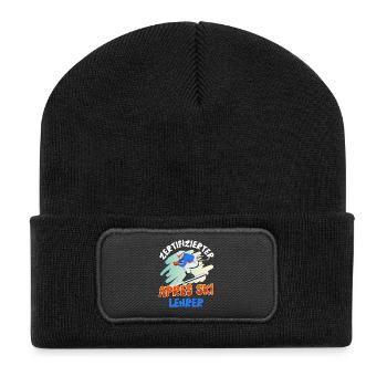 Skifahren ZERTIFIZIERTER APRES-SKI LEHRER Lustig - Recycelte Patch Beanie - Schwarz - Vorne