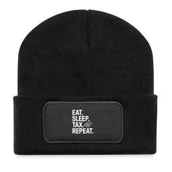 Iss. Schlaf. Steuern. Wiederholen. - Recycelte Patch Beanie - Schwarz - Vorne