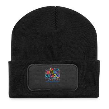 Sei wie Subtraktion mach einen Unterschied Mathematiklehrer - Recycelte Patch Beanie - Schwarz - Vorne