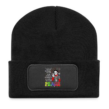 Frieden ist das Wichtigste - Recycelte Patch Beanie - Schwarz - Vorne