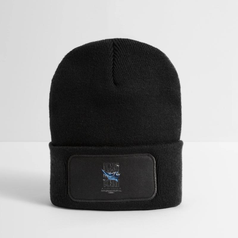 Ocean Manta Kostbarer Schatz Recycelte Patch Beanie