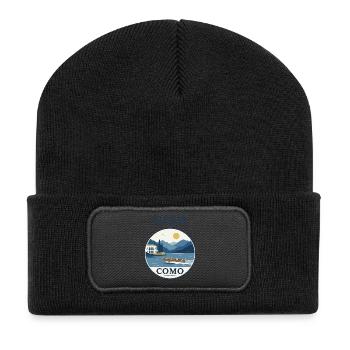 Como See: Villa, Boot und Berglandschaft - Recycelte Patch Beanie - Schwarz - Vorne