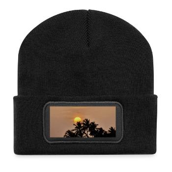 Silhouette Palmen bei Sonnenuntergang - Recycelte Patch Beanie - Schwarz - Vorne