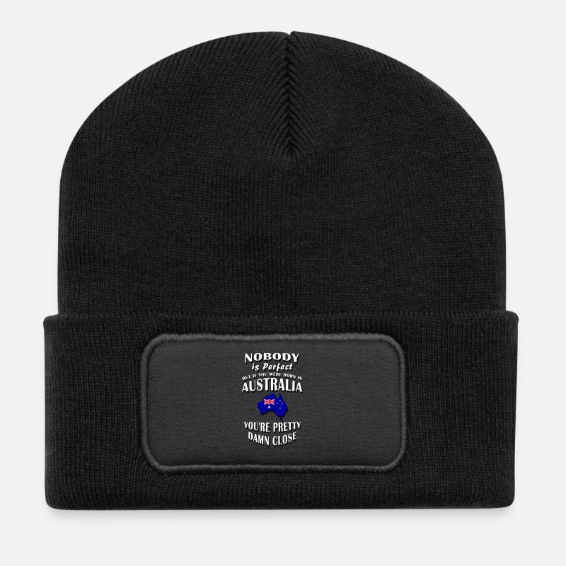 BORN IN AUSTRALIA / Australia / Commonwealth - Recycled Patch Beanie - black