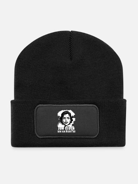 Karikatur mit „Zum Glück…“-Zitat - Recycelte Patch Beanie - Schwarz