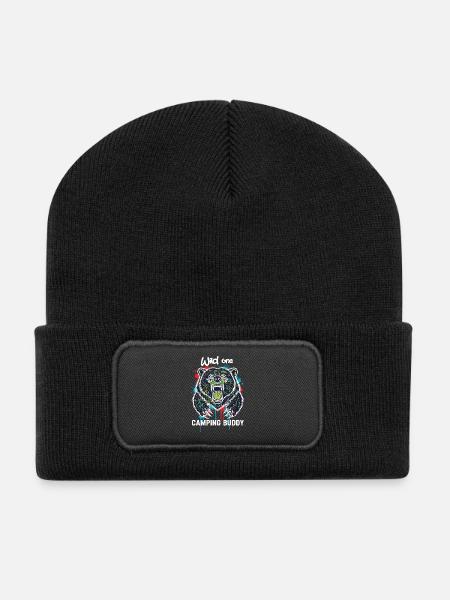 Wilder Campingkumpel Grizzlybär - Recycelte Patch Beanie - Schwarz