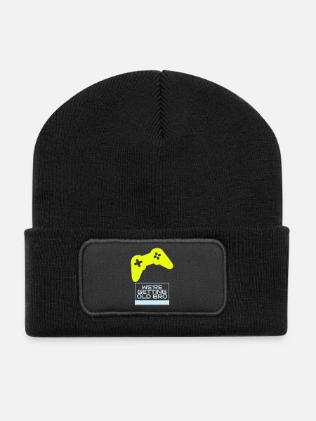 Gamer-Nostalgie: Wir werden älter - Recycelte Patch Beanie - Schwarz