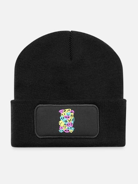 Skulls (CMYK light, transparente Augen) - Recycelte Patch Beanie - Schwarz