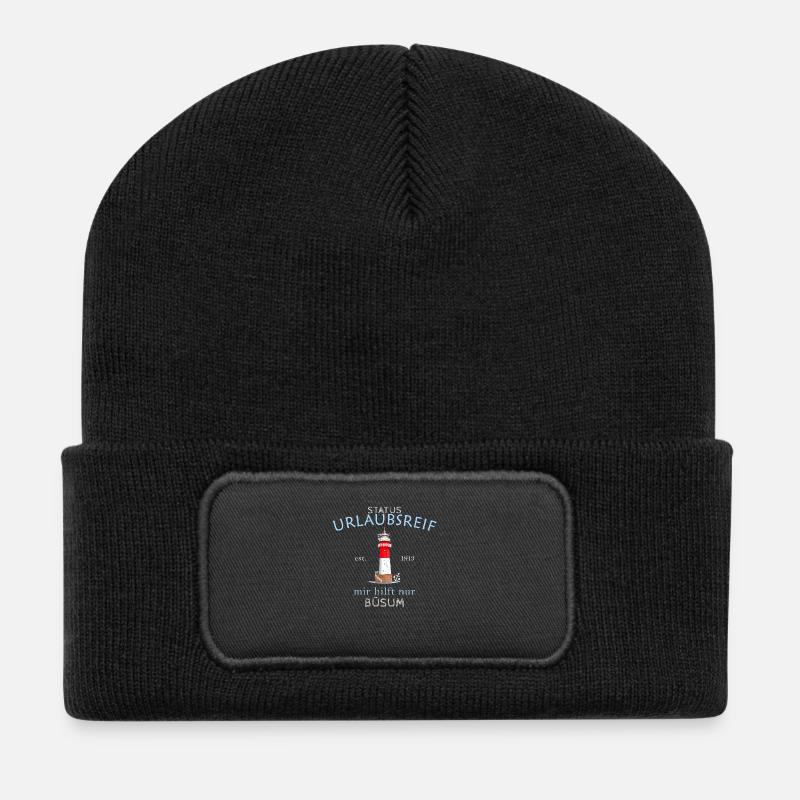Büsum, Urlaubsreif, Leuchtturm, Deutschland - Recycelte Patch Beanie - Schwarz
