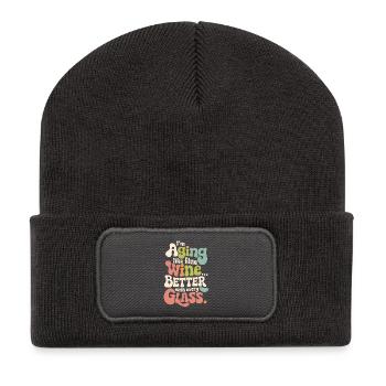 I’M AGING LIKE FINE WINE... BETTER WITH EVERY GLAS - Recycled Patch Beanie - dark grey - Front