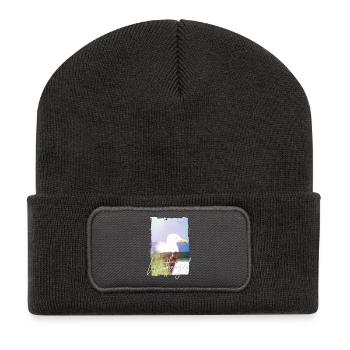 Wattvogel® Nordsee Möwe – Strandkorb Moment  - Recycelte Patch Beanie - Dunkelgrau - Vorne