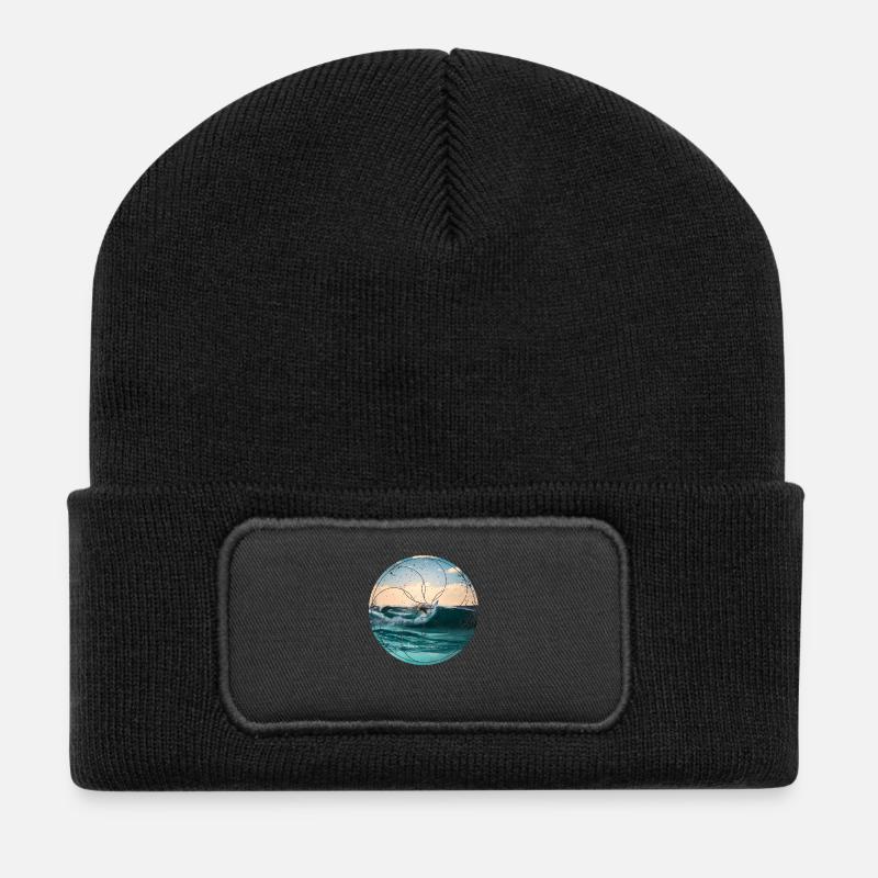 Surfer - Recycelte Patch Beanie - Schwarz
