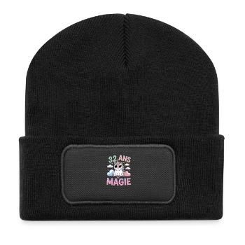 32 ans de magie - Beanie recyclé à patch - noir - Devant