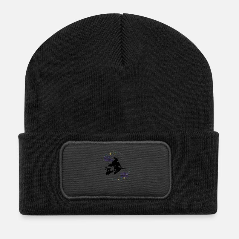 100% Hexe vor dem Kaffee - Recycelte Patch Beanie - Schwarz
