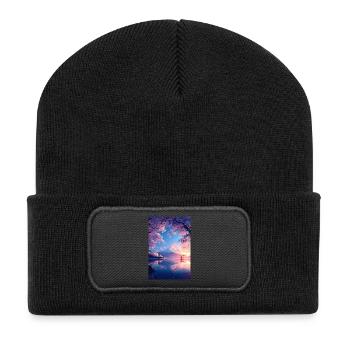Ruhiger Blick auf den Mount Fuji - Recycelte Patch Beanie - Schwarz - Vorne