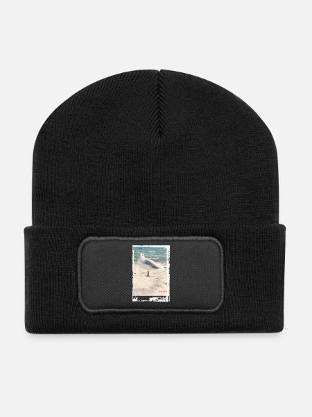 Wattvogel Foto Nordsee Möwe Strand Ostsee - Recycelte Patch Beanie - Schwarz