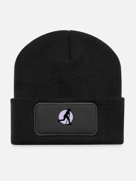 hockey_woman_b_2c - Recycelte Patch Beanie - Schwarz
