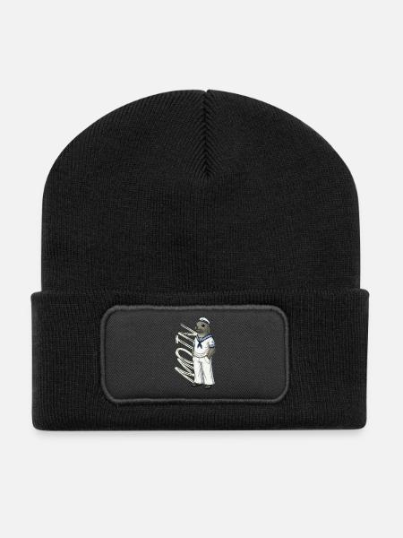 MOIN Seehund im Matrosenlook - Recycelte Patch Beanie - Schwarz