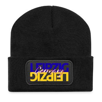 Leipzig Germany Schriftzug Overlay - Recycelte Patch Beanie - Schwarz - Vorne